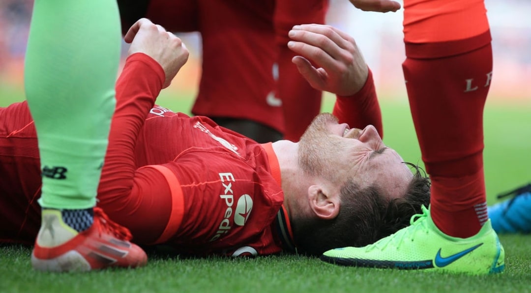 لاعب ليفربول يتعرض للإصابة أثناء مباراة ودية استعدادا ً للموسم الجديد | كورة لايف – ekoora live